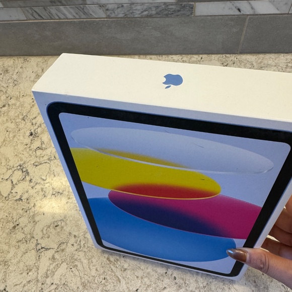 Apple IPAD (10th Generation) EMPTY RETAIL BOX - ONLY - Picture 9 of 9